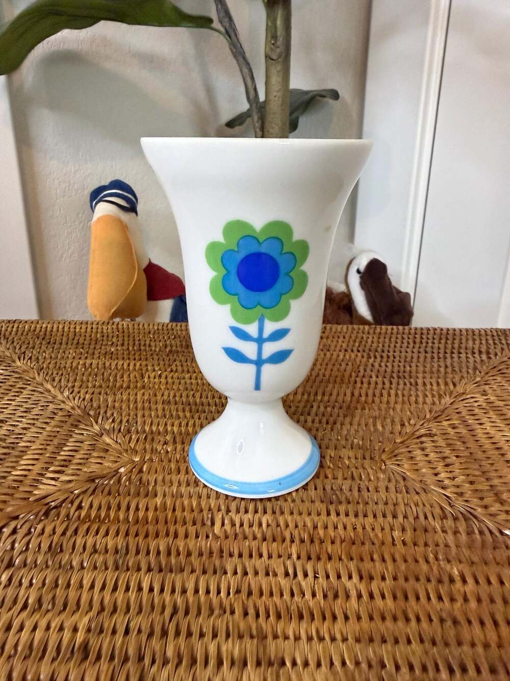 Vintage Flower Power Pedestal Mug